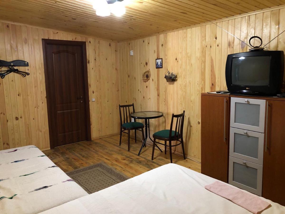 Садиба Орисин Явір Orysyn Yavir Guest House Svitjaz Eksteriør bilde